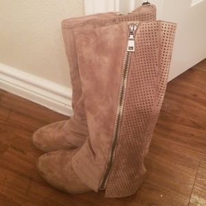 Limelush boutique taupe suede boots